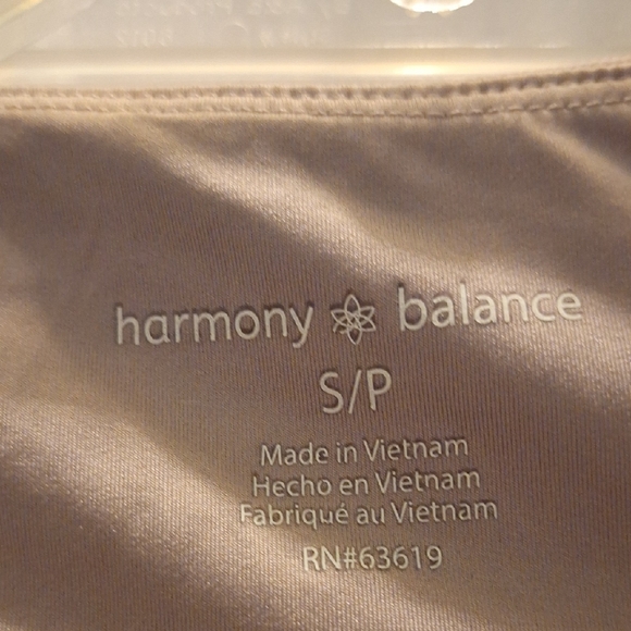 Harmony and BalanceWomen’s 2-Piece Ribbed Tank & Biker Shorts Set - Picture 2 of 8